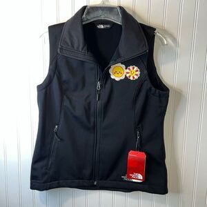 The North Face Womens Vest Black Medium Windwall Slim Fit Happy Face Patches NWT